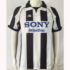 97-99 Juventus home